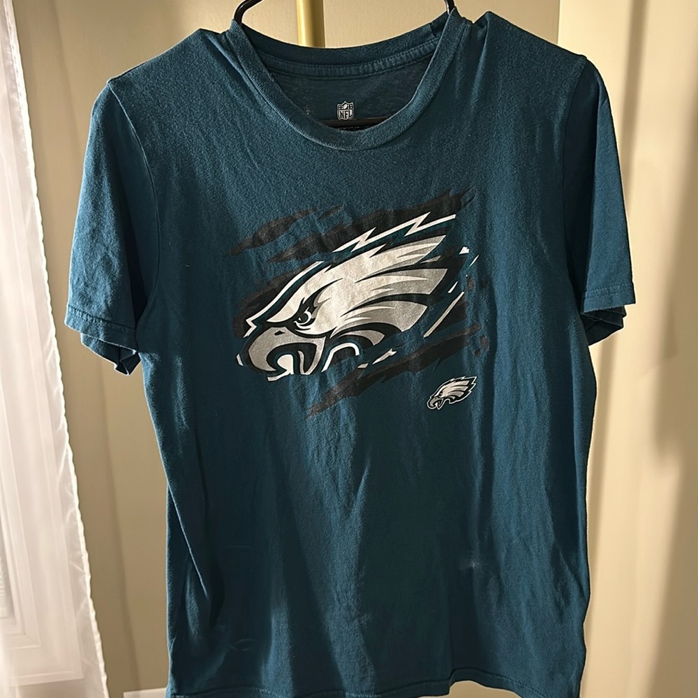 NFL EAGLES tshirt. Child size L (14-16). Gently worn.